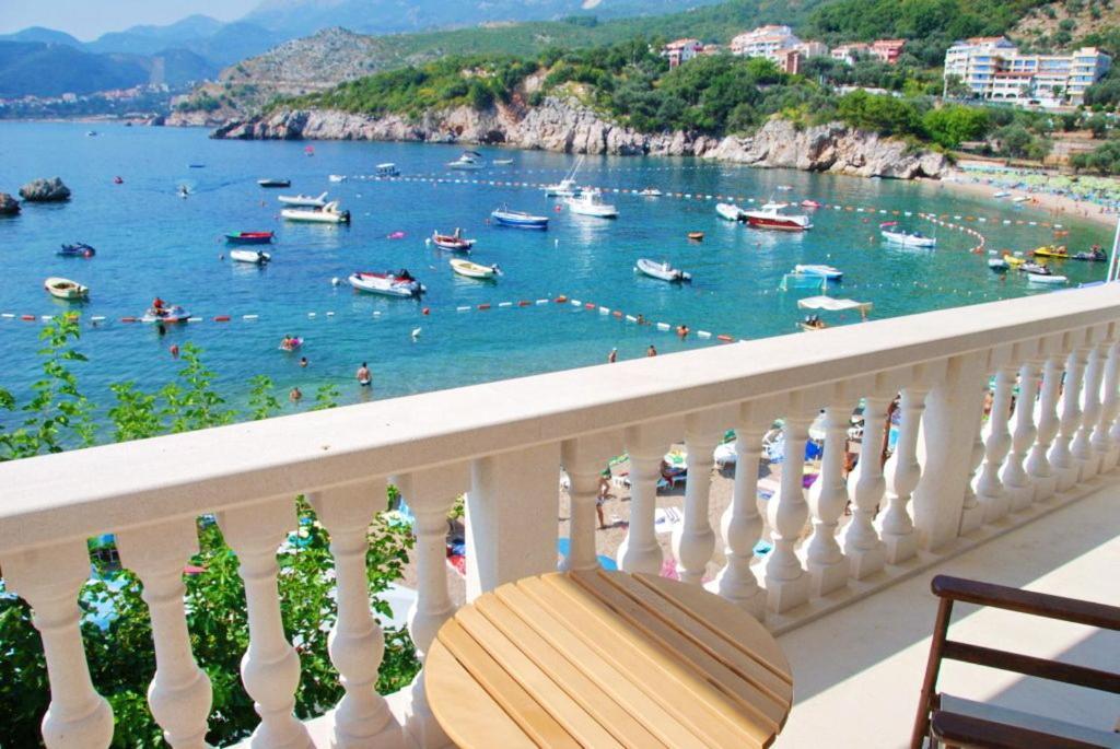 Przno Luxury Apartments Sveti Stefan Luaran gambar